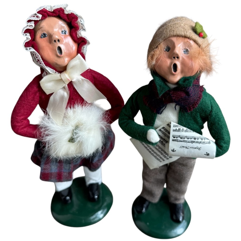 Byer’s Choice vintage Christmas carolers X2 80s girl boy